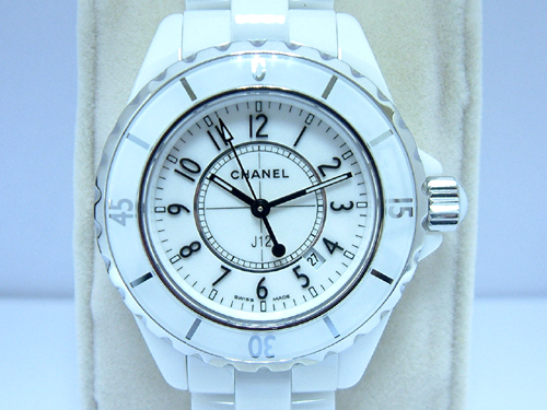 CHANEL ���`�� J12 �զⳳ������ �B�ʿ� �k��
